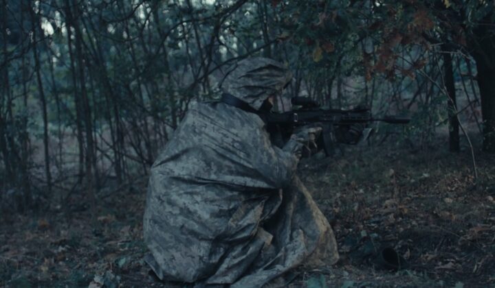 Anti-thermal imaging poncho: the ultimate protection against thermal imagers and night vision devices